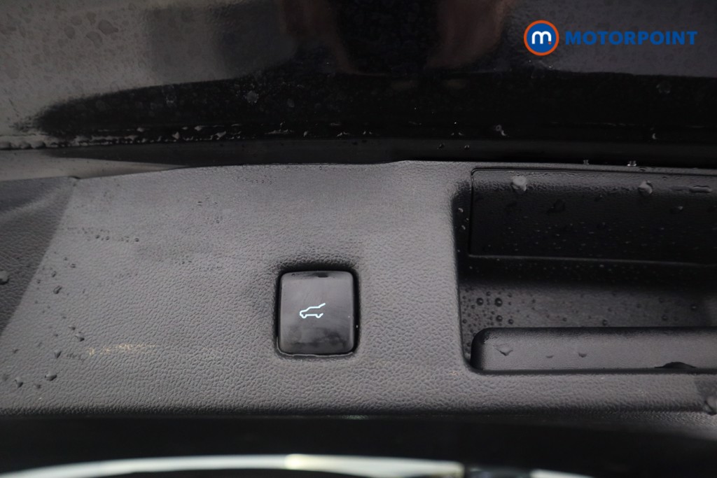 Used Ford Kuga 2022 for sale - 77026102: Photo 31