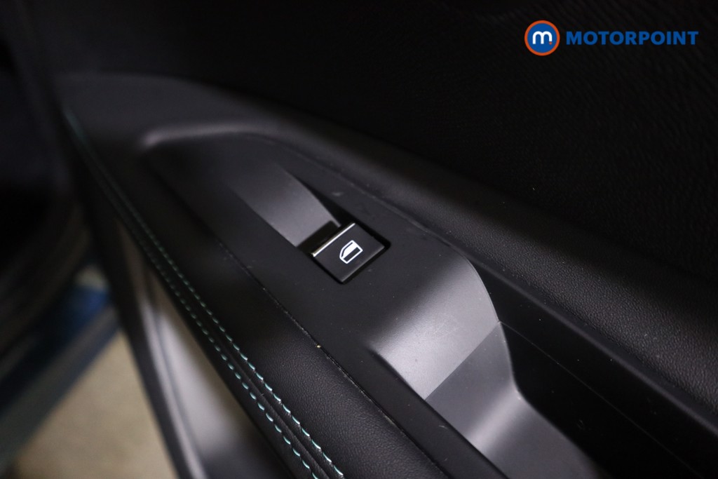 Used Peugeot 3008 2023 for sale - 76895748: Photo 24