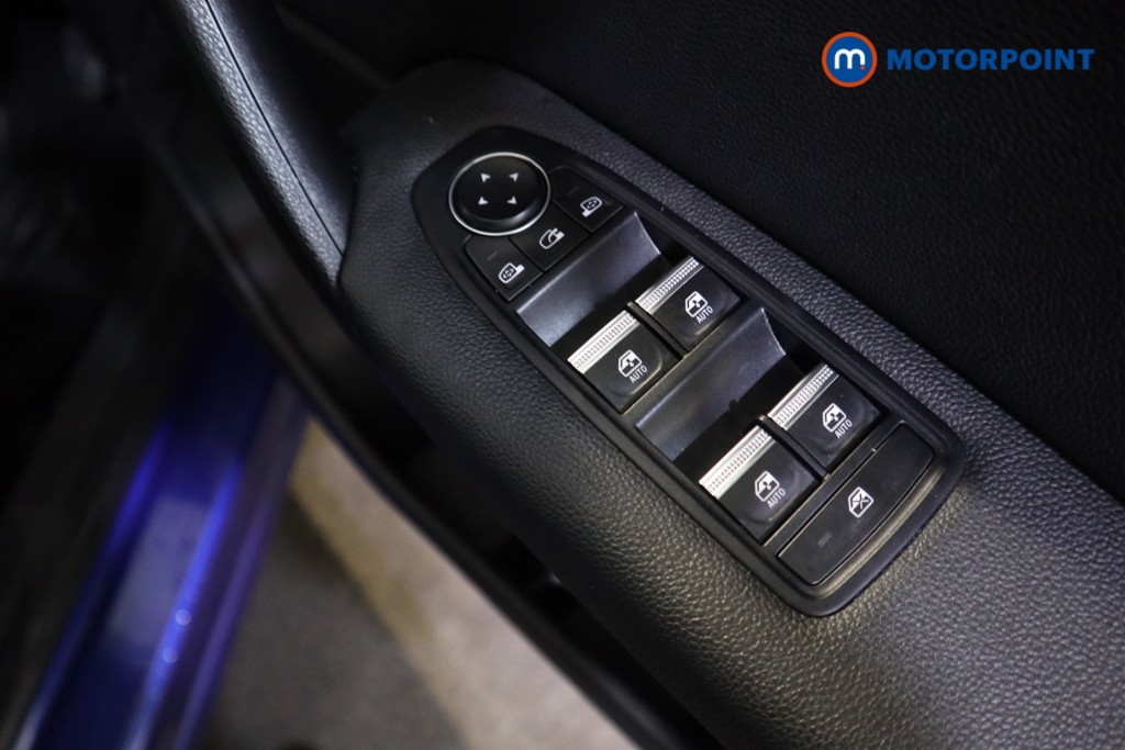 Used Renault Captur 2024 for sale - 76807937: Photo 19