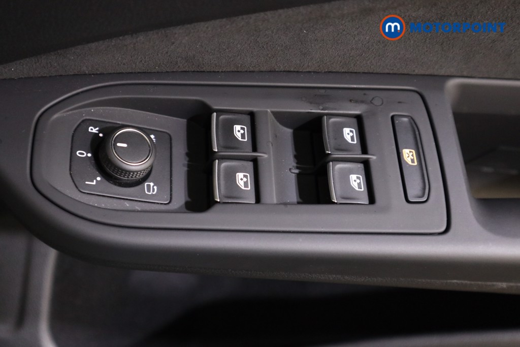 Used Volkswagen Golf 2024 for sale - 76889949: Photo 17