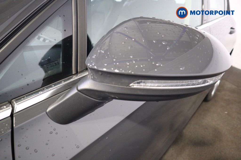 Used Volkswagen Golf 2024 for sale - 76889949: Photo 32