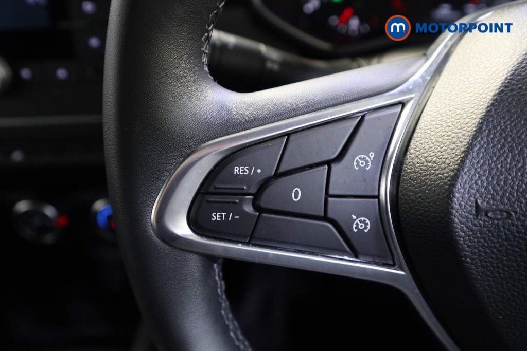 Used Renault Clio 2020 for sale - 77878539: Photo 11