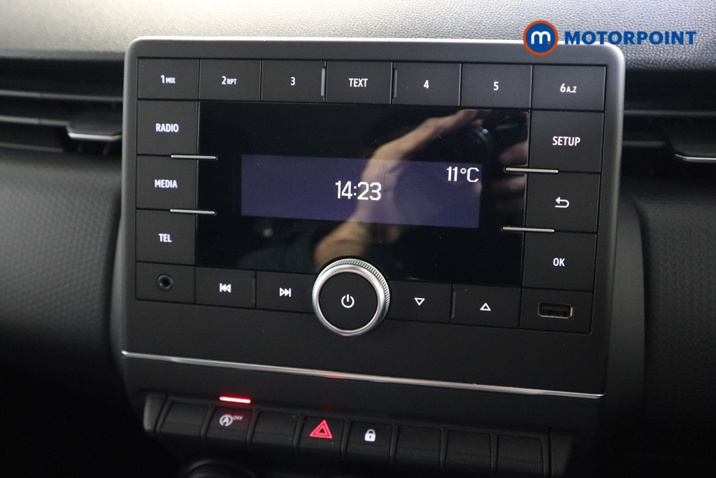 Used Renault Clio 2020 for sale - 77878539: Photo 14