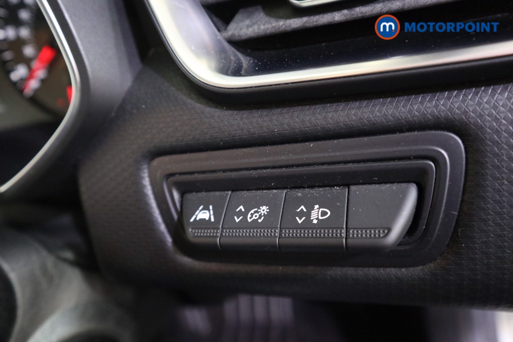 Used Renault Clio 2020 for sale - 77878539: Photo 19