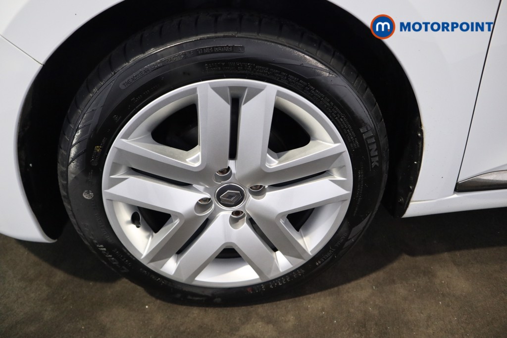 Used Renault Clio 2020 for sale - 77878539: Photo 28