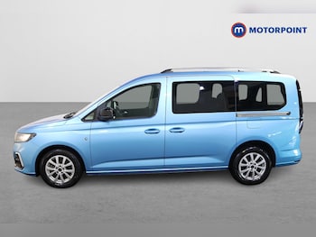 Used Ford Tourneo Connect 2023 for sale - 77435769: Photo