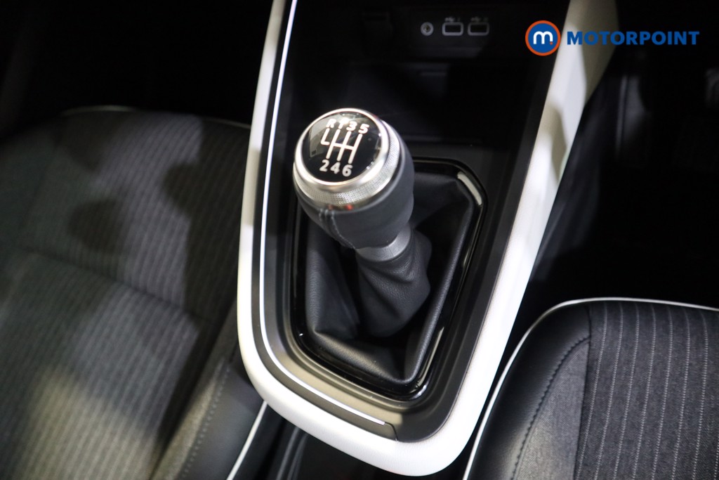 Used Renault Clio 2023 for sale - 77026182: Photo 17