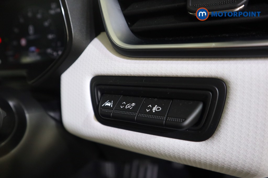 Used Renault Clio 2023 for sale - 77026182: Photo 19