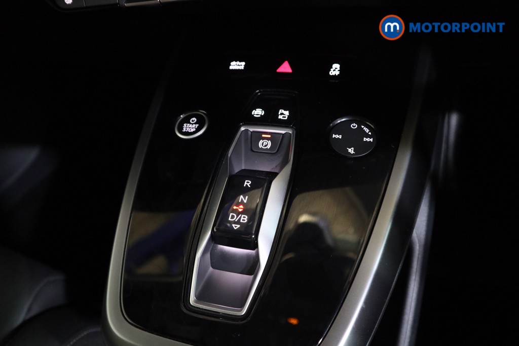 Used Audi Q4 e-tron 2025 for sale - 77848985: Photo 16