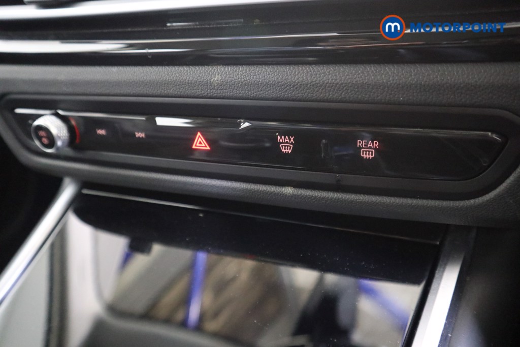 Used BMW i4 2022 for sale - 76653622: Photo 15