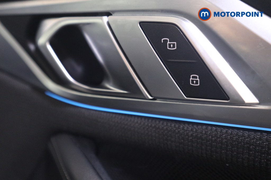 Used BMW i4 2022 for sale - 76653622: Photo 22