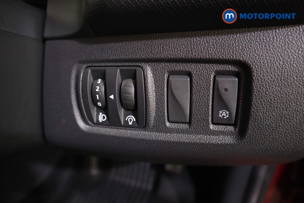 Used Renault Clio 2019 for sale - 77152289: Photo 17