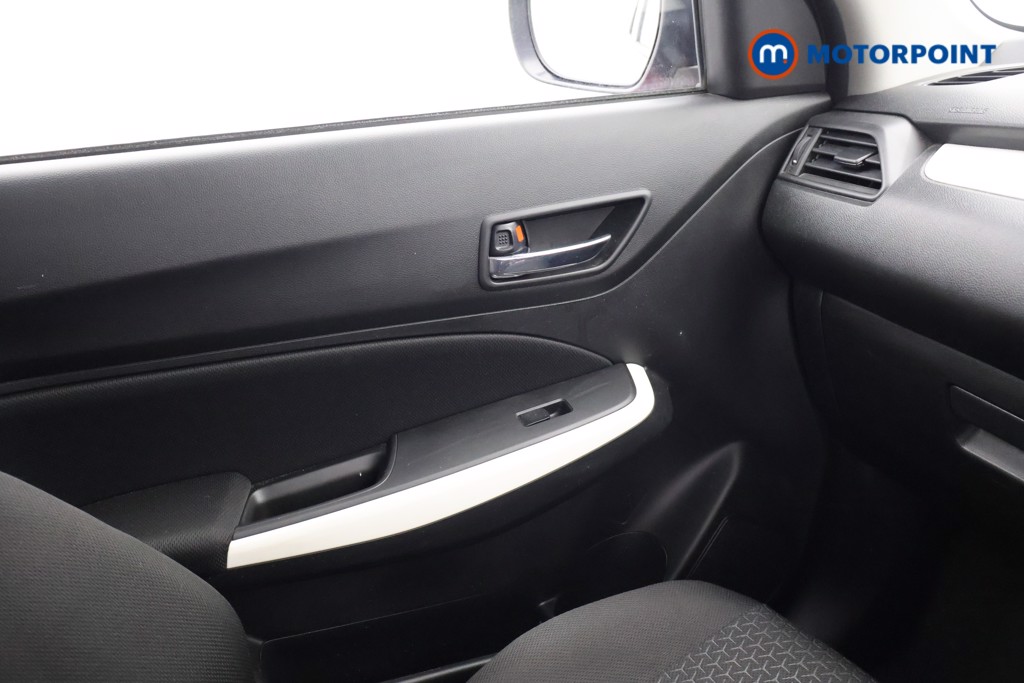 Used Suzuki Swift 2023 for sale - 77294363: Photo 20