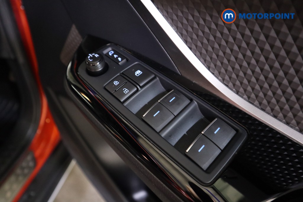 Used Toyota C-HR 2020 for sale - 77381943: Photo 13