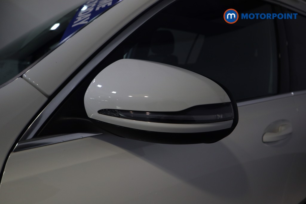 Used Mercedes-Benz GLB 2020 for sale - 76641309: Photo 38