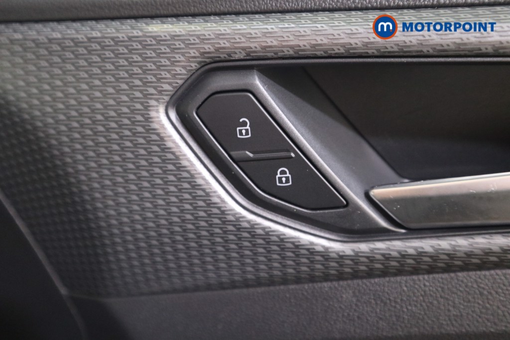 Used Volkswagen T-Cross 2023 for sale - 77354902: Photo 20