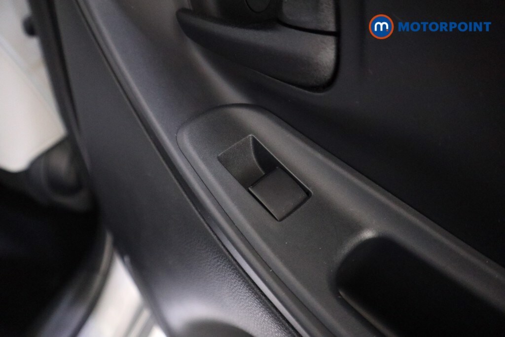 Used Toyota Yaris 2022 for sale - 77493568: Photo 25