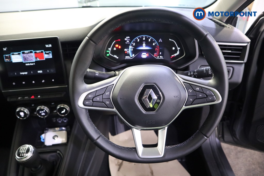 Used Renault Clio 2023 for sale - 77965991: Photo 11