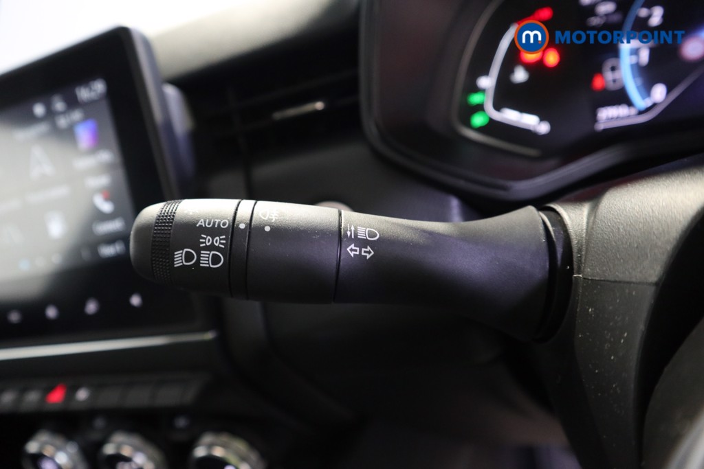 Used Renault Clio 2023 for sale - 77965991: Photo 20