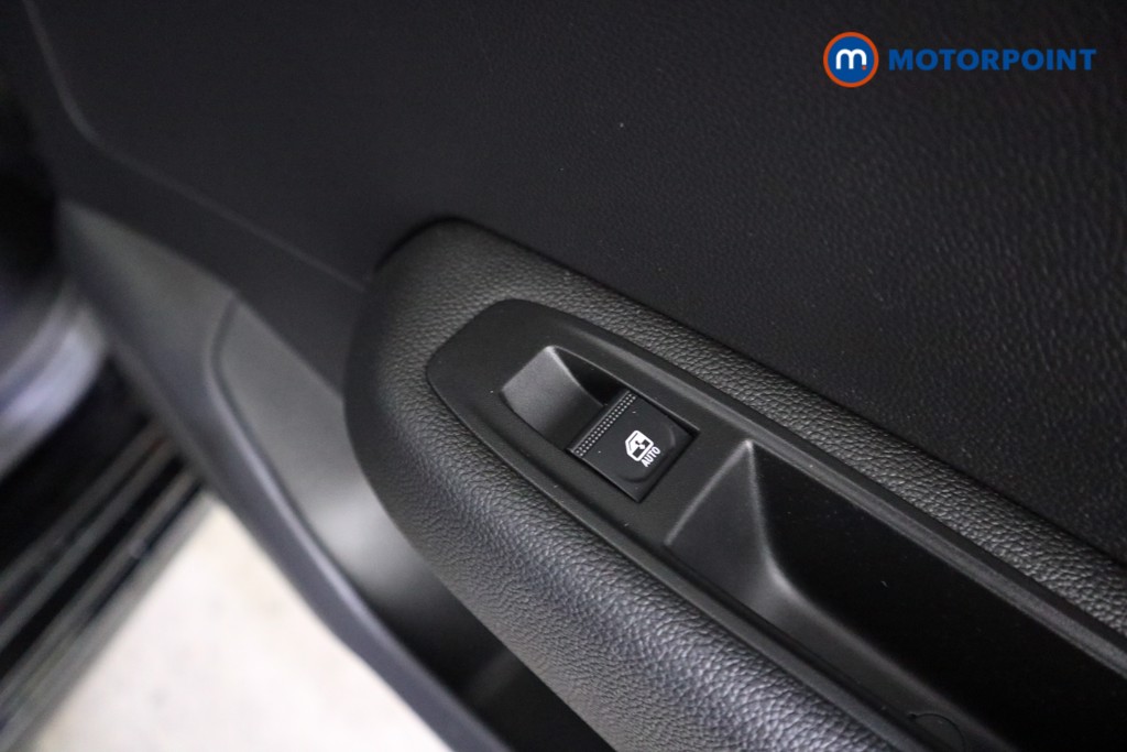 Used Renault Clio 2023 for sale - 77069516: Photo 24