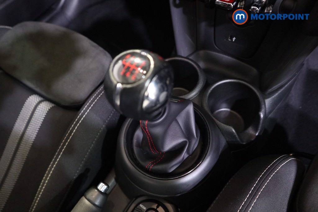 Used MINI Convertible 2018 for sale - 76638325: Photo 16