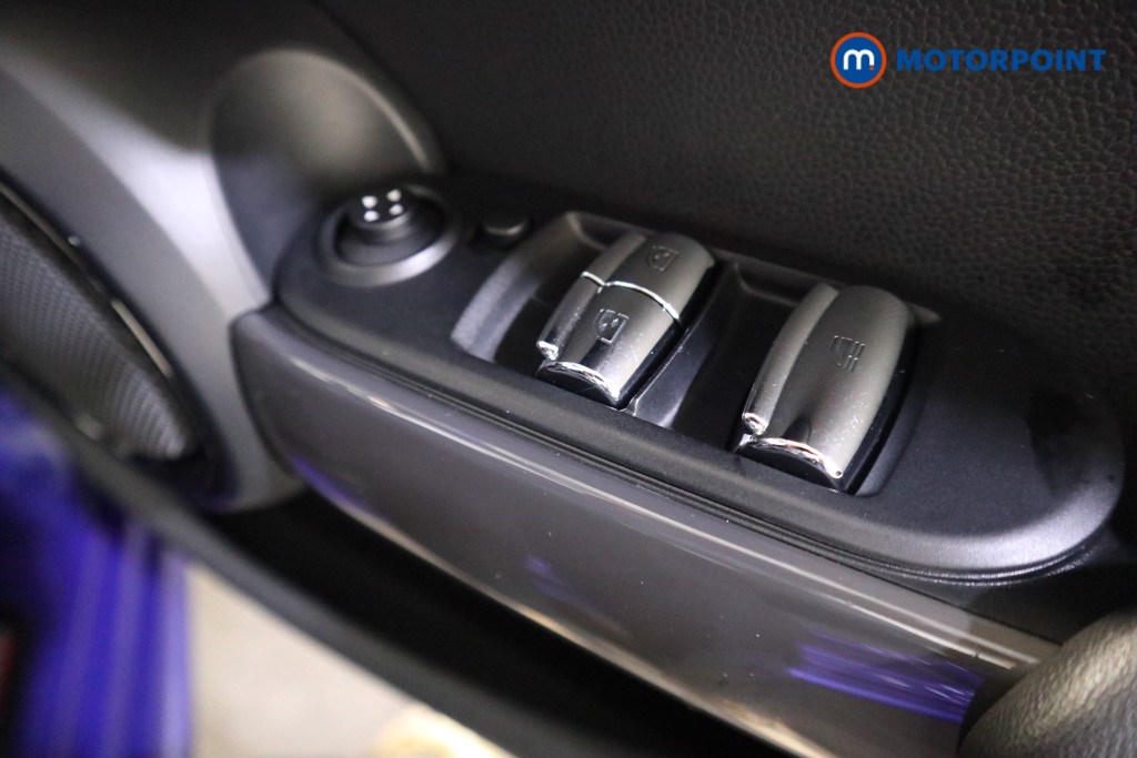 Used MINI Convertible 2018 for sale - 76638325: Photo 19