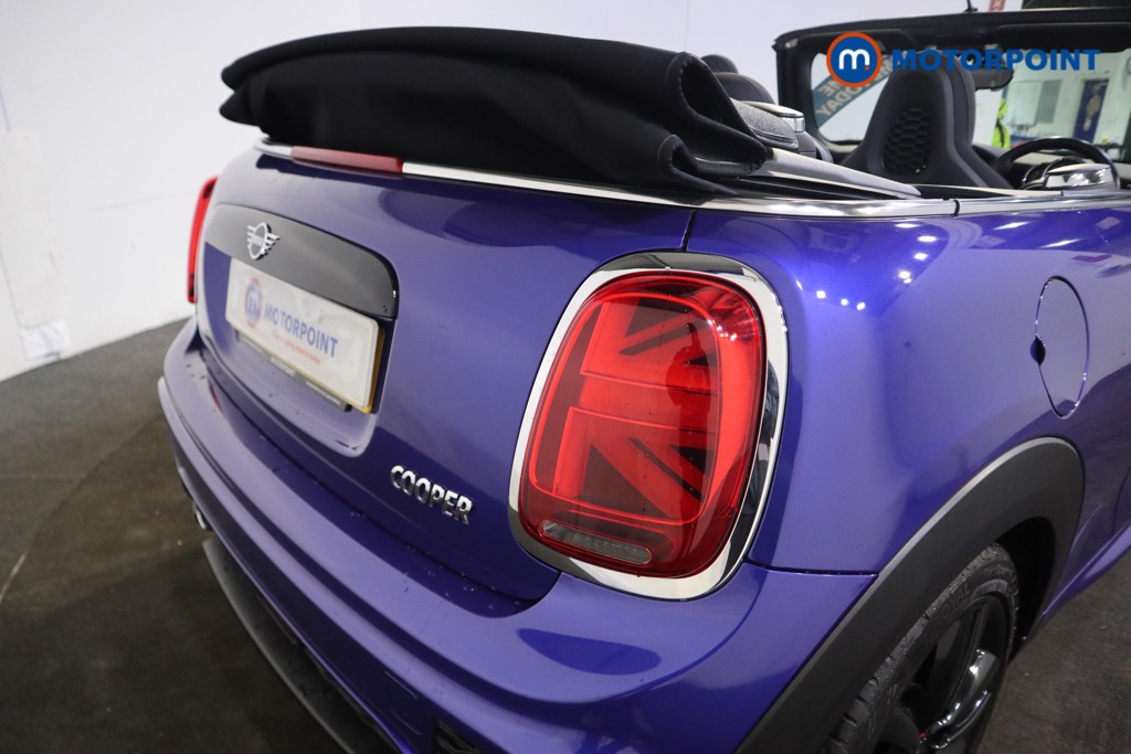 Used MINI Convertible 2018 for sale - 76638325: Photo 33