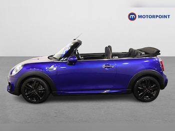 Used MINI Convertible 2018 for sale - 76638325: Photo