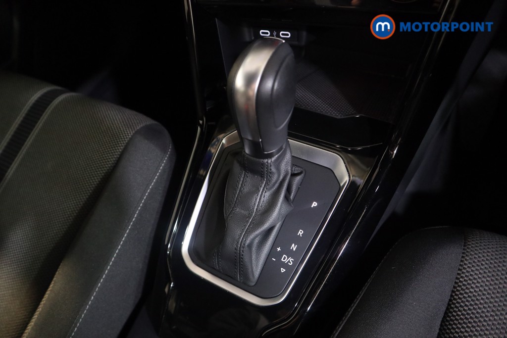 Used Volkswagen T-Roc 2021 for sale - 76616515: Photo 12