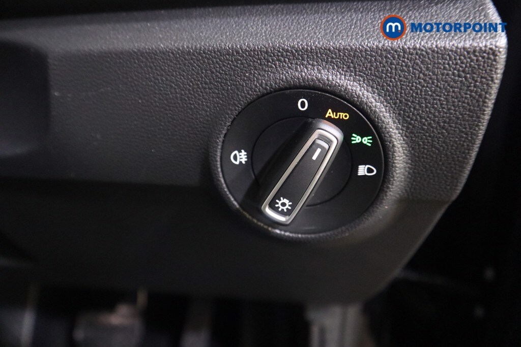 Used Volkswagen T-Roc 2021 for sale - 76616515: Photo 13