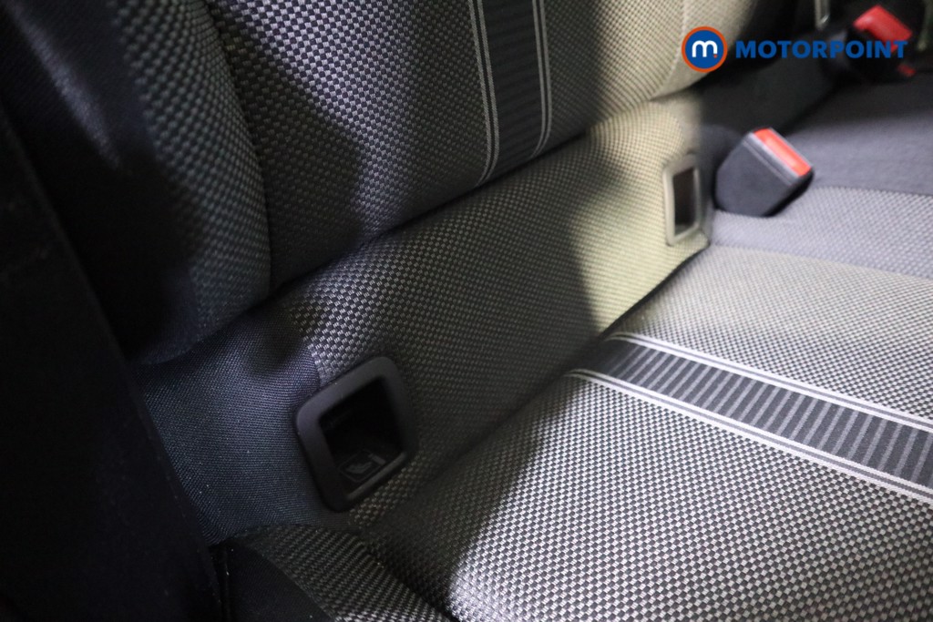 Used Volkswagen T-Roc 2021 for sale - 76616515: Photo 16