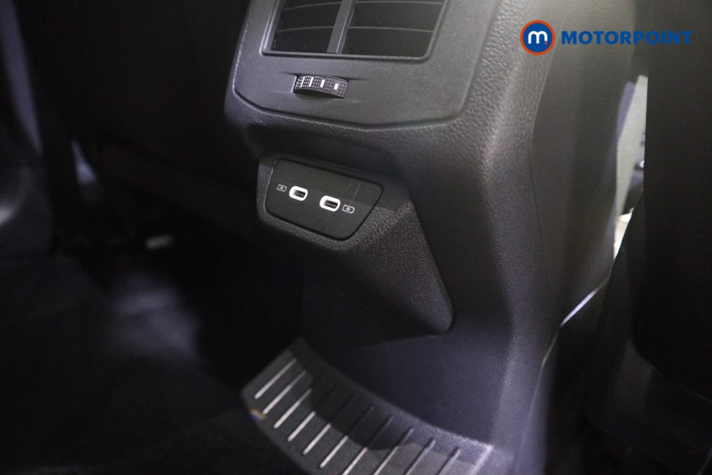 Used Volkswagen T-Roc 2021 for sale - 76616515: Photo 17