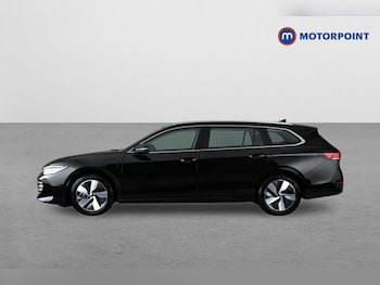 Used Volkswagen Passat 2025 for sale - 78811995: Photo