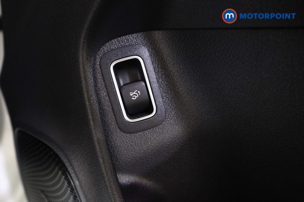 Used Mercedes-Benz CLA 2023 for sale - 76367101: Photo 19