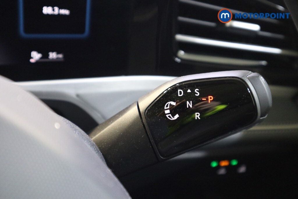 Used Volkswagen Passat 2025 for sale - 76252959: Photo 13