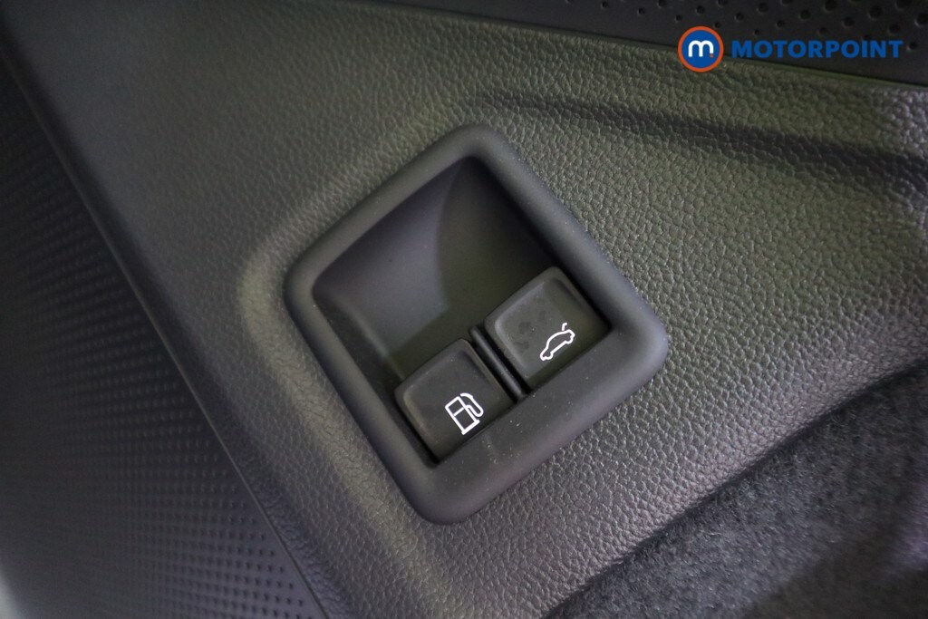 Used Volkswagen Passat 2025 for sale - 76252959: Photo 21