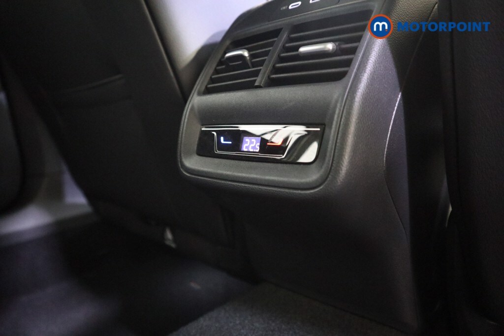 Used Volkswagen Passat 2025 for sale - 76252959: Photo 25