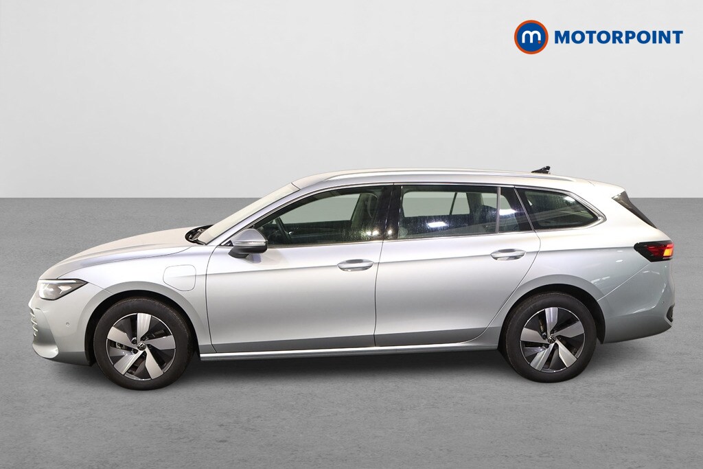 Used Volkswagen Passat 2025 for sale - 76252959: Photo 4