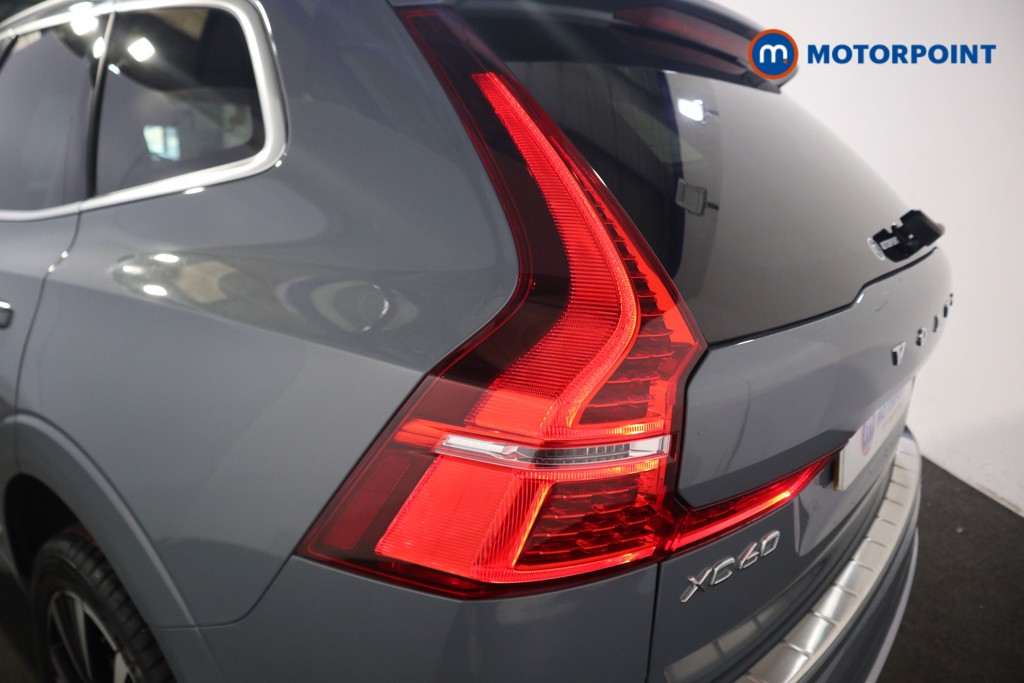 Used Volvo XC60 2022 for sale - 76628469: Photo 37