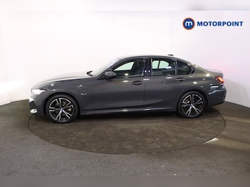 Used BMW 3 Series 2024 for sale - 76616558: Photo