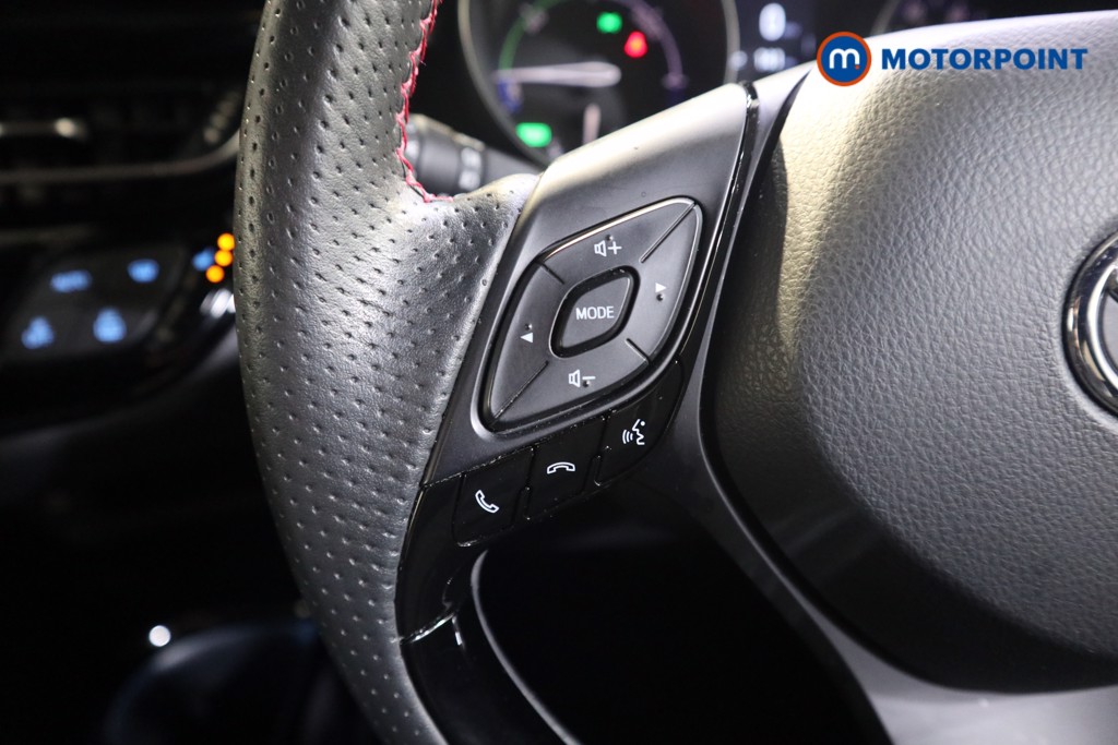 Used Toyota C-HR 2023 for sale - 76628453: Photo 11