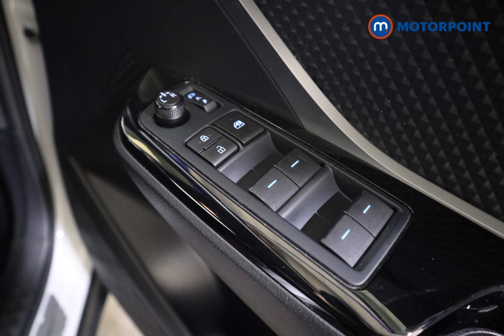 Used Toyota C-HR 2023 for sale - 76628453: Photo 19