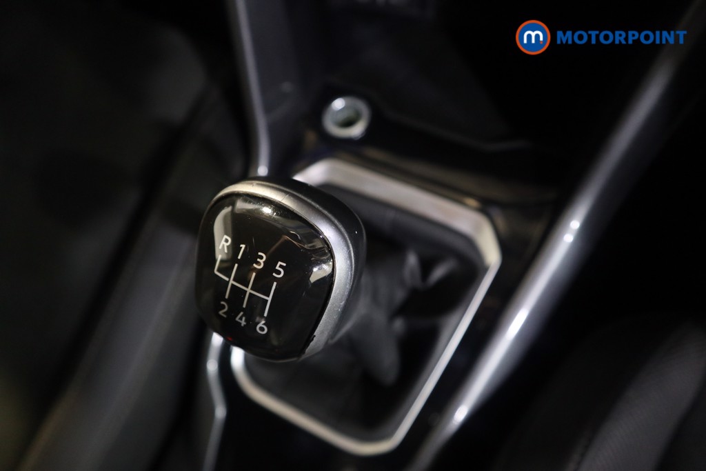 Used Volkswagen T-Roc 2023 for sale - 77071649: Photo 16