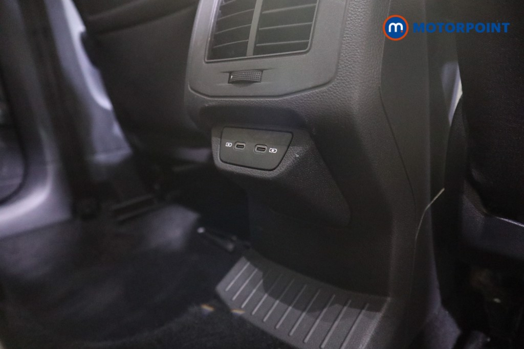 Used Volkswagen T-Roc 2023 for sale - 77071649: Photo 24