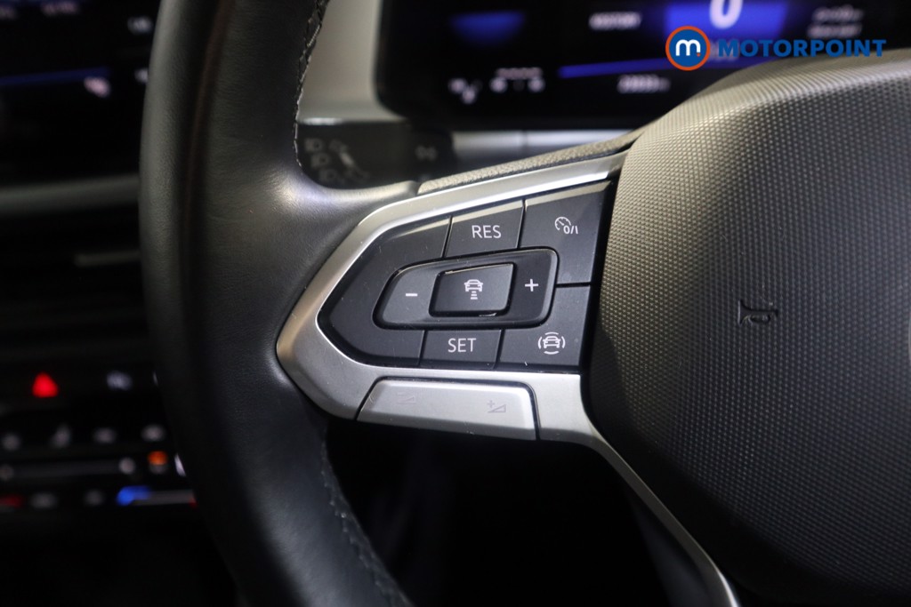 Used Volkswagen T-Roc 2023 for sale - 76782597: Photo 11