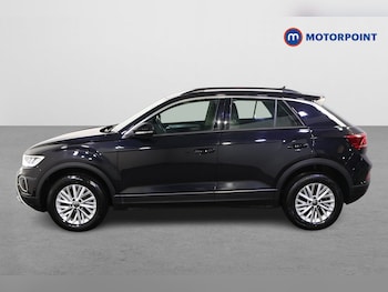 Used Volkswagen T-Roc 2023 for sale - 76782597: Photo