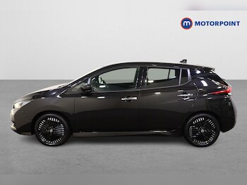 Used Nissan Leaf 2022 for sale - 76147008: Photo