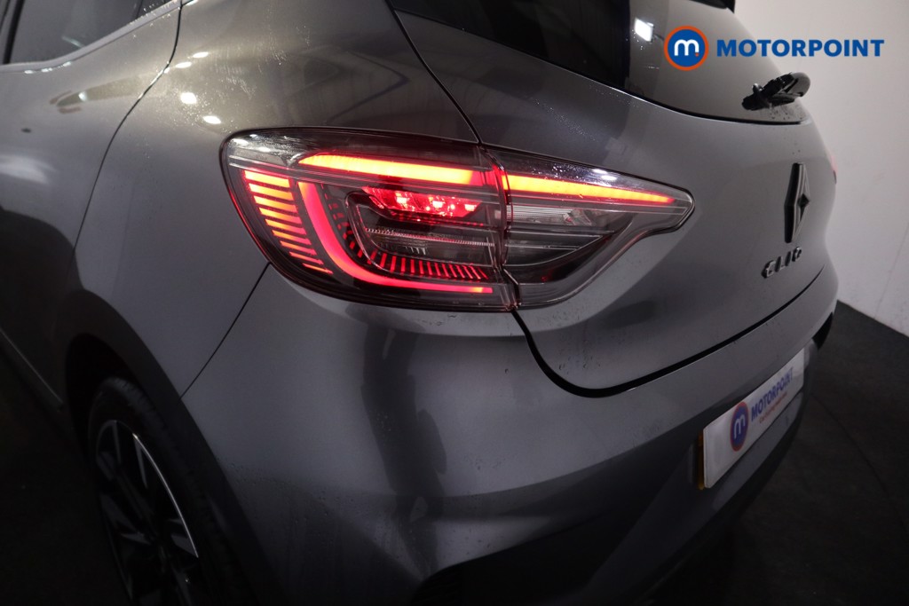 Used Renault Clio for sale - 76969312: Photo 34