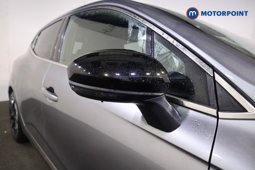 Used Renault Clio for sale - 76969312: Photo 36