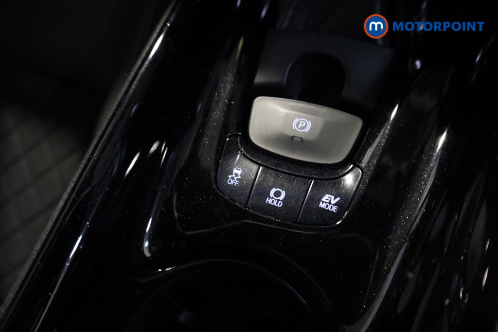 Used Toyota C-HR 2018 for sale - 78001434: Photo 18